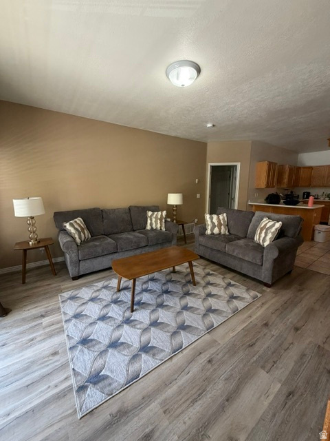 BELMONT - Residential