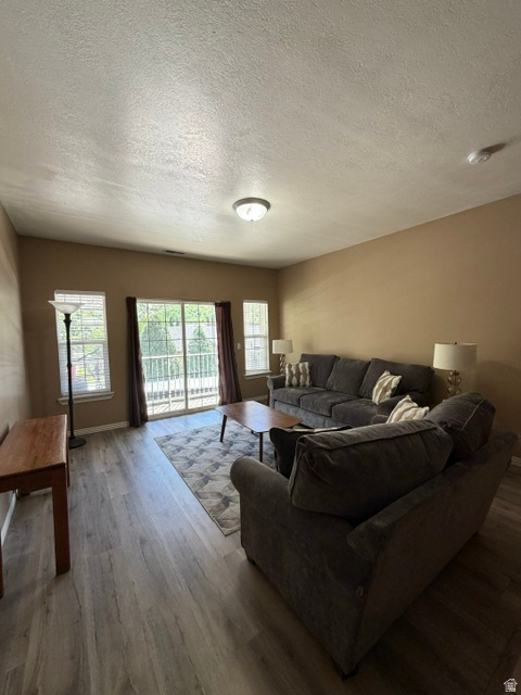 BELMONT - Residential
