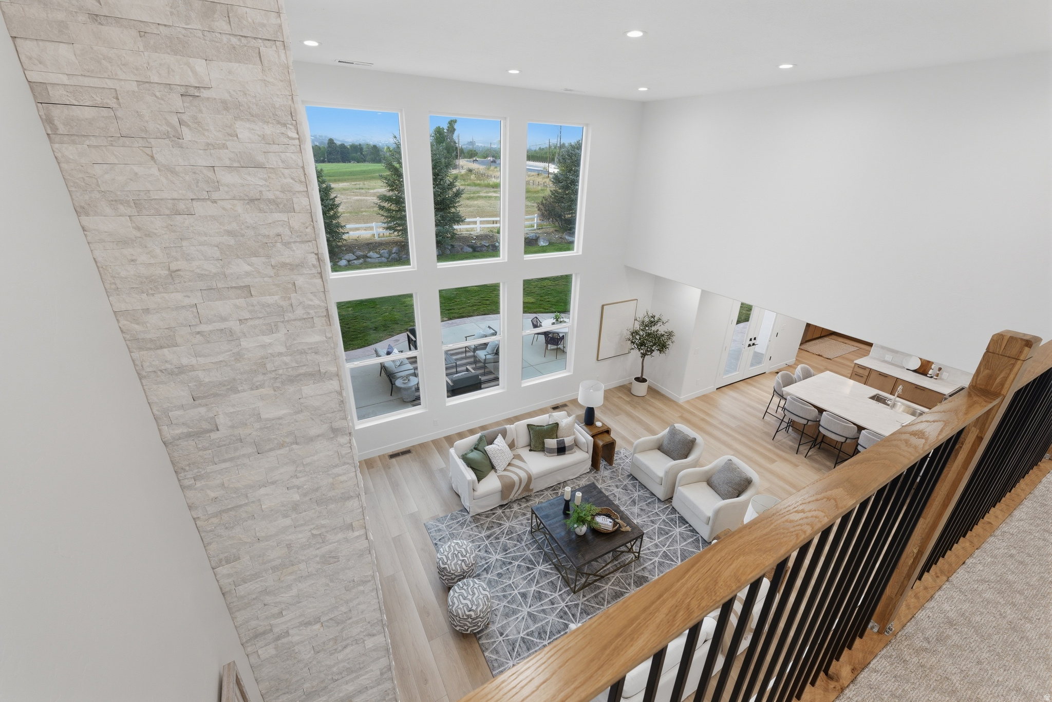 PINE MEADOWS - Residential