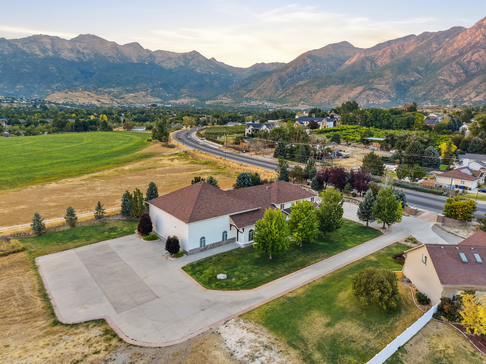 PINE MEADOWS - Residential