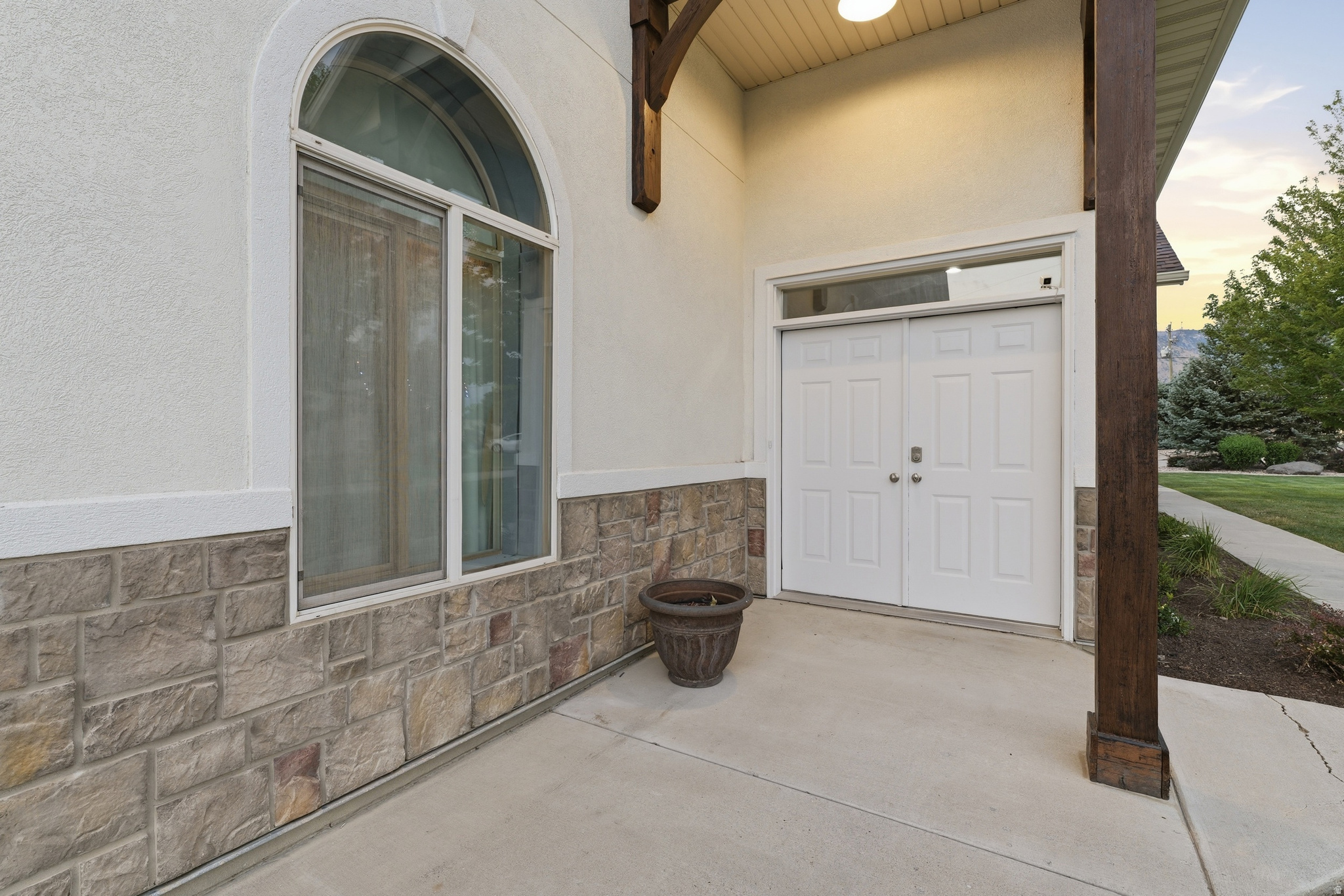 PINE MEADOWS - Residential