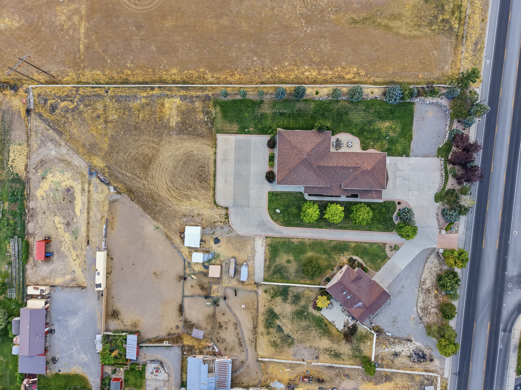 PINE MEADOWS - Residential