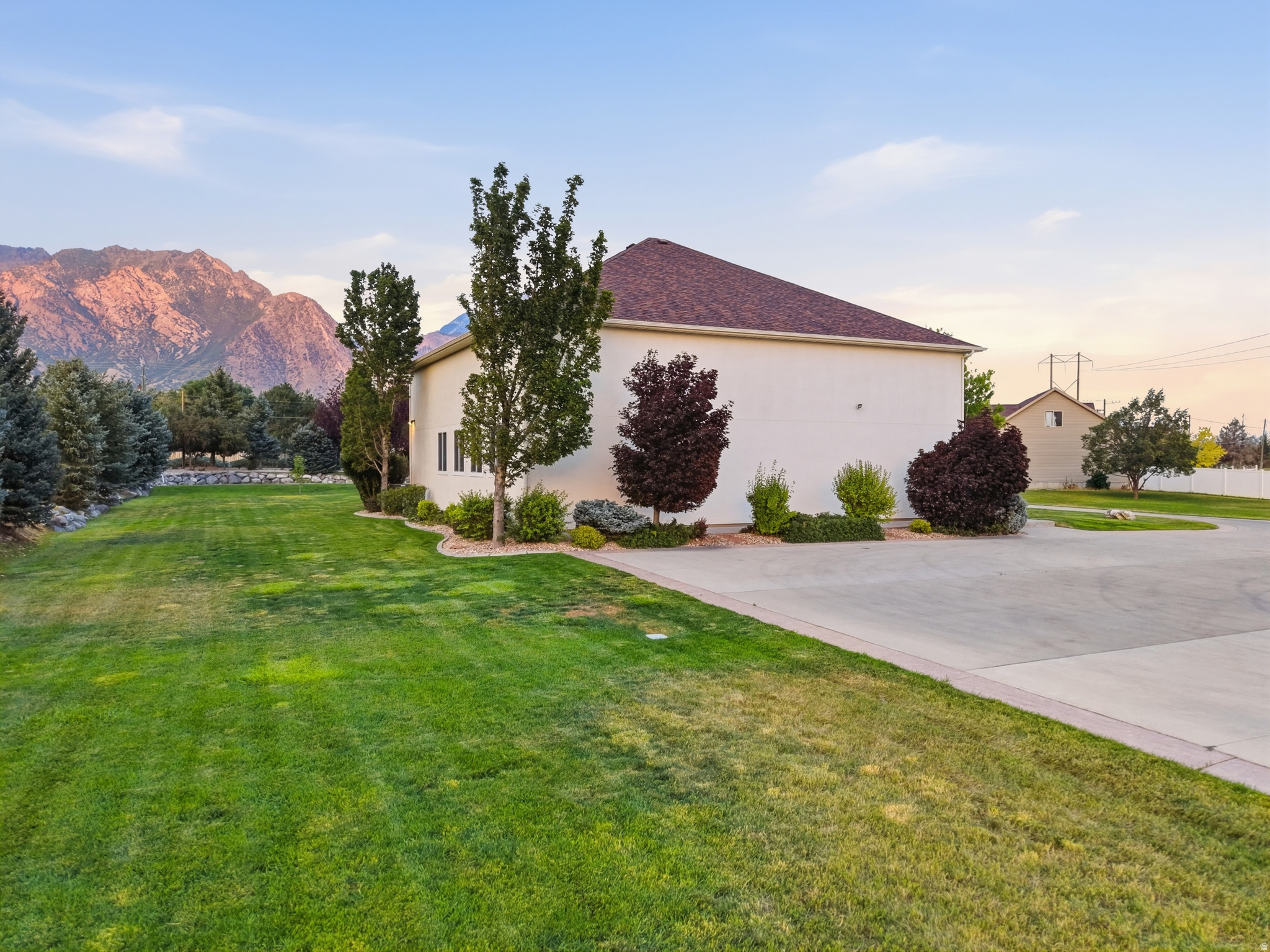 PINE MEADOWS - Residential