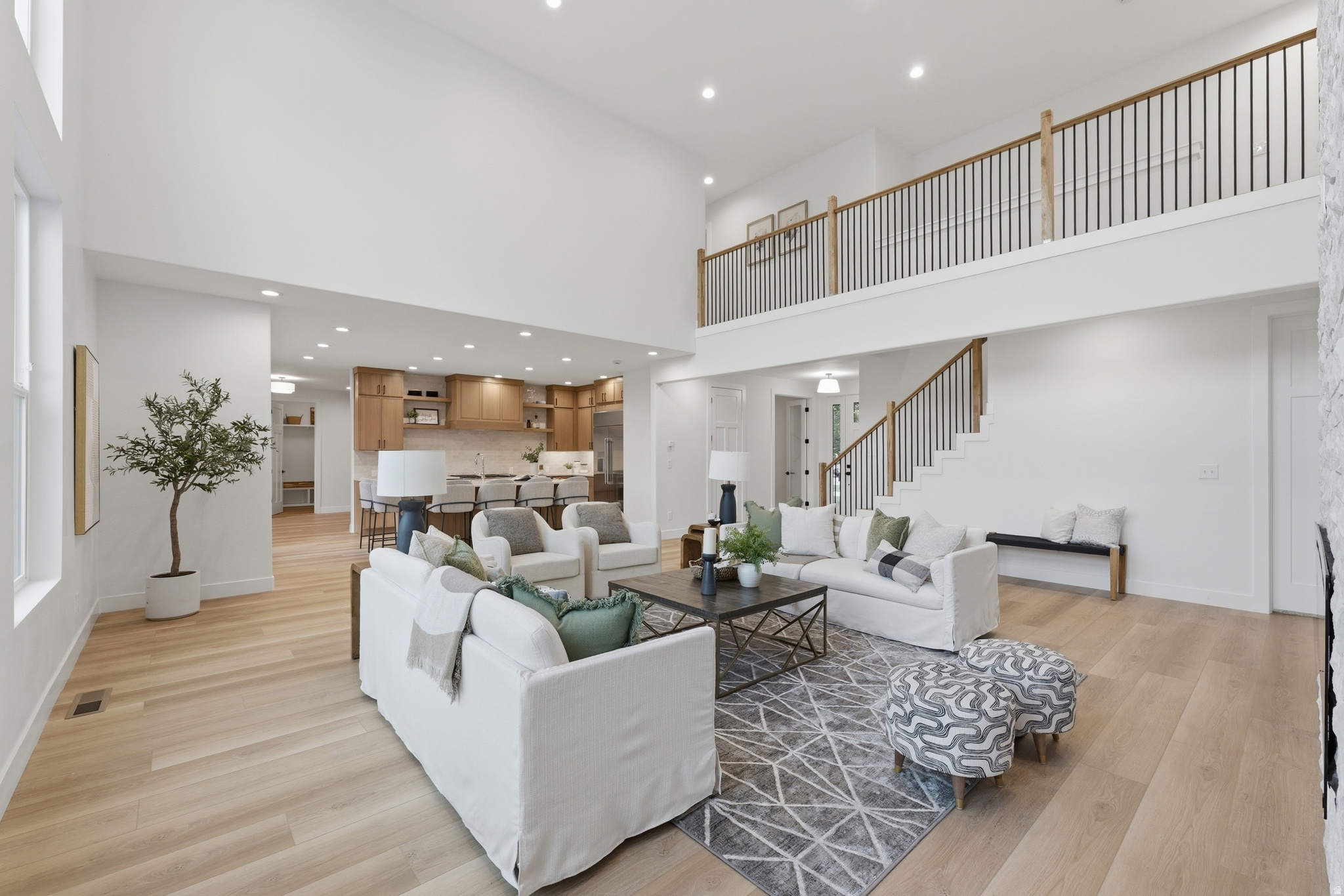PINE MEADOWS - Residential