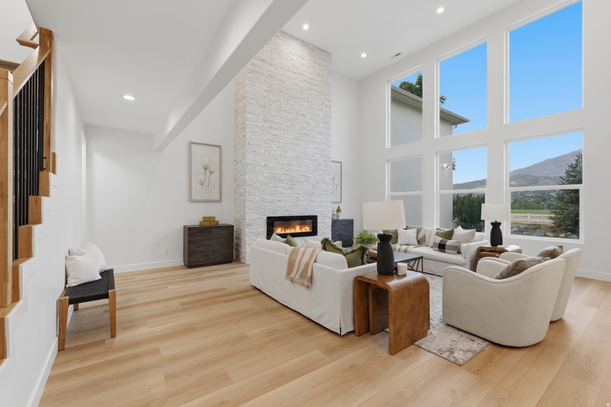 PINE MEADOWS - Residential