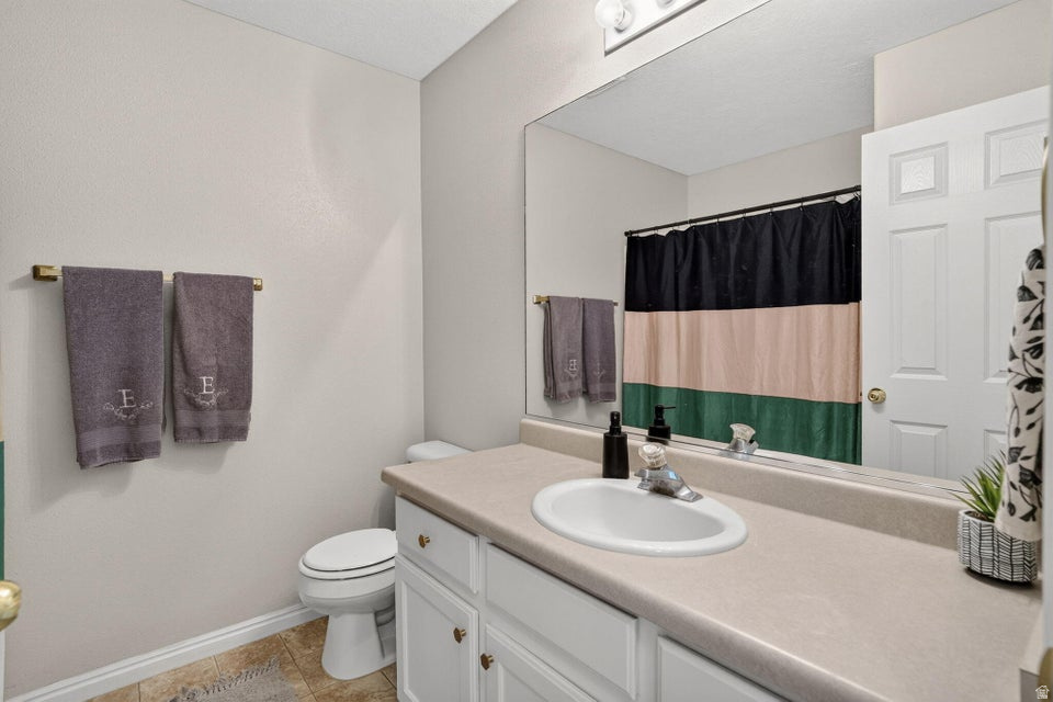 PECAN MEADOWS 4 - Residential