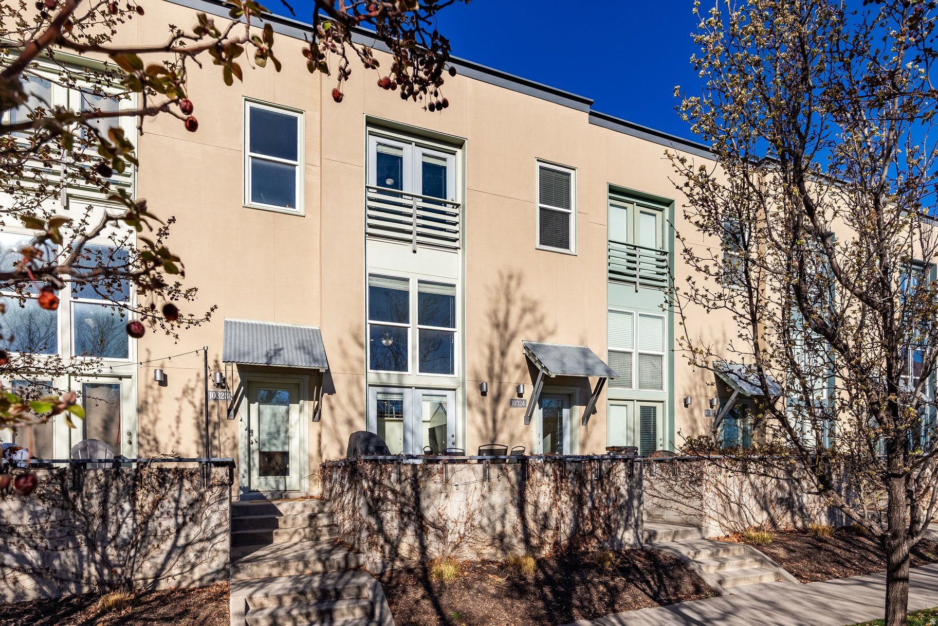 DAYBREAK NORTH SHORE - Residential