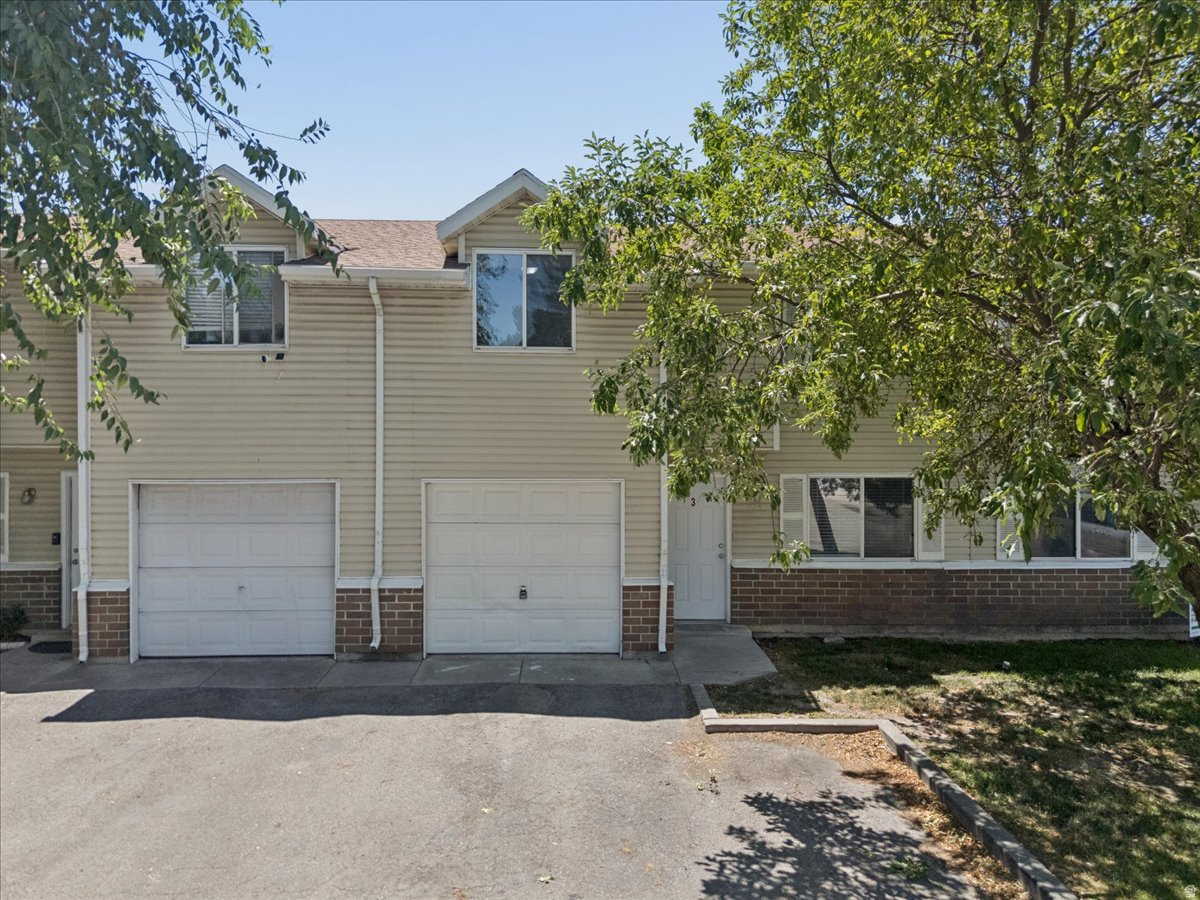 RIVERSIDE - Residential