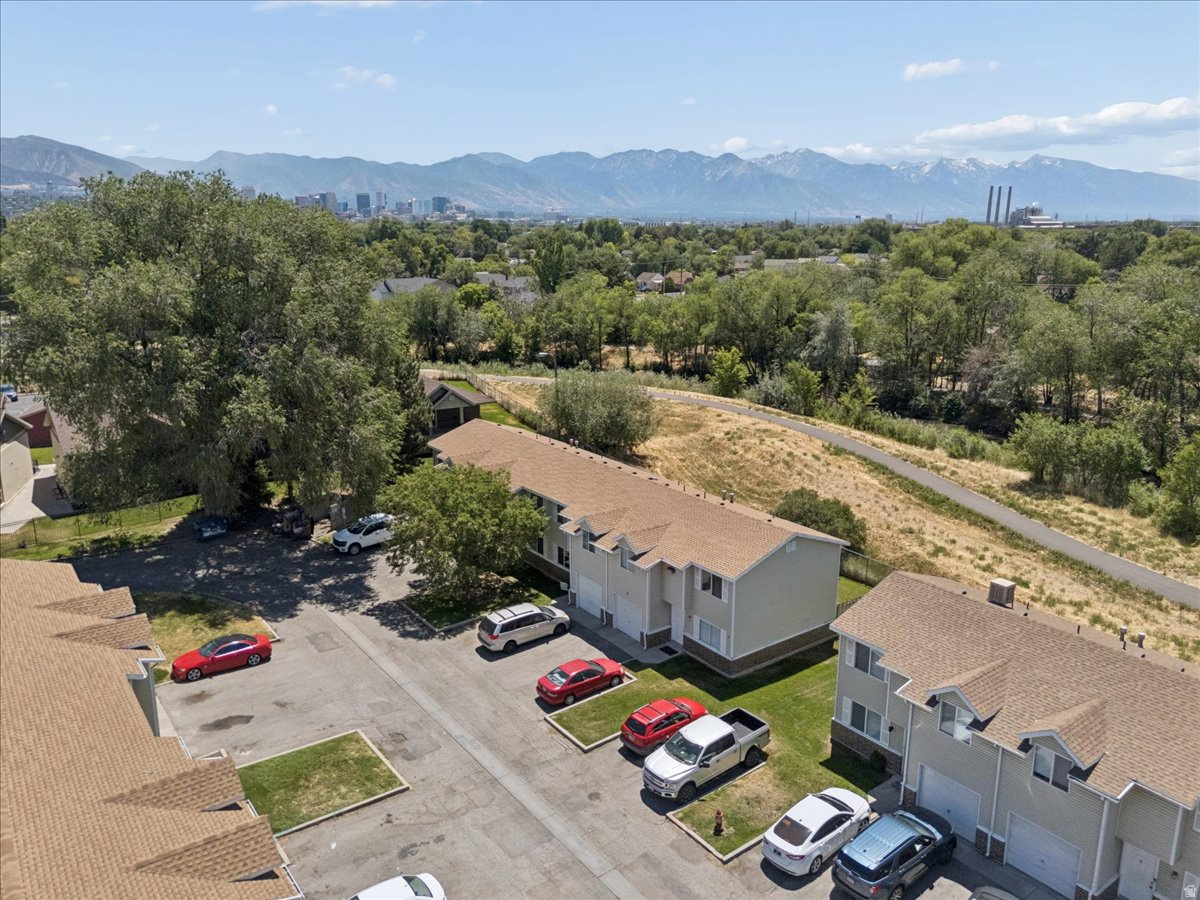 RIVERSIDE - Residential