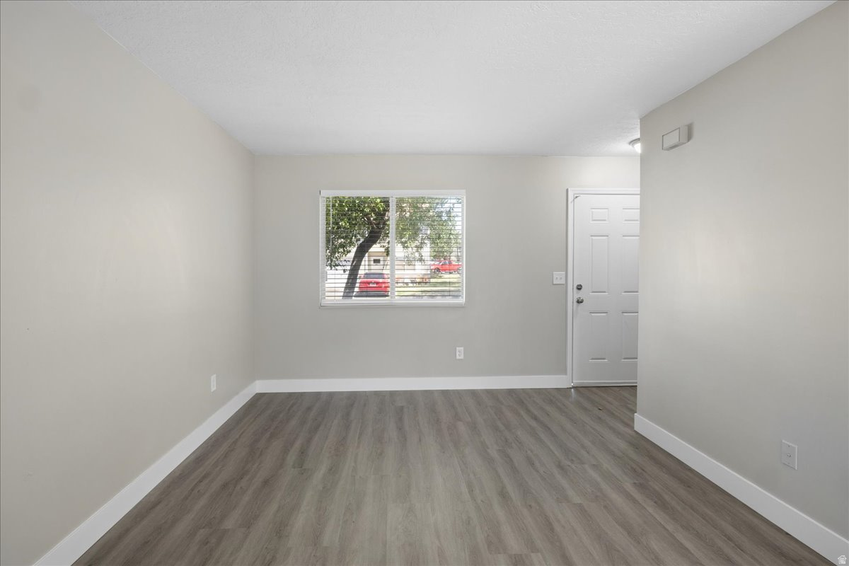 RIVERSIDE - Residential