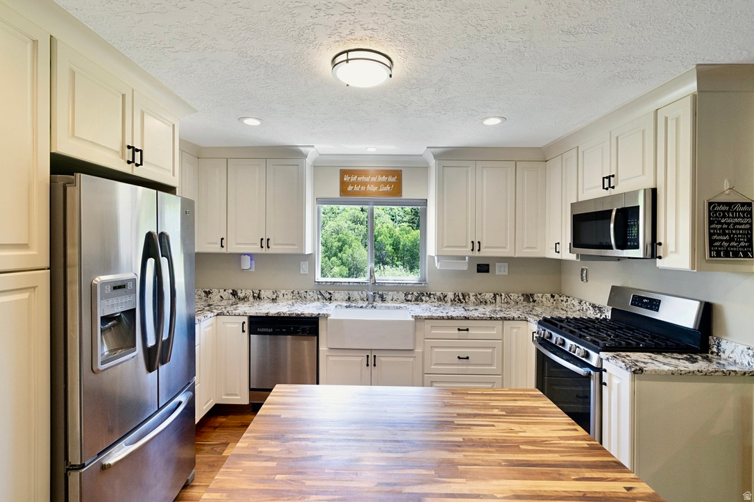 NORDIC VALLEY ESTATE - Residential