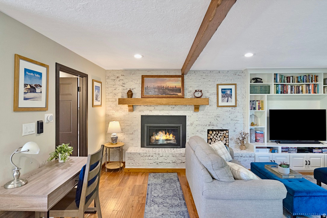 NORDIC VALLEY ESTATE - Residential