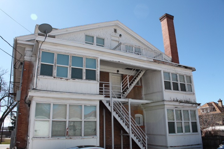 PLAT B - Residential