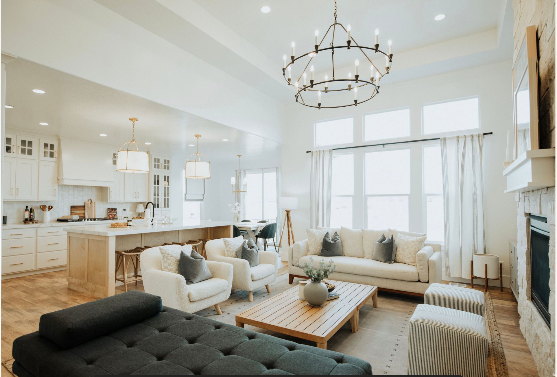 MOONLIGHT VILLAGE - Residential