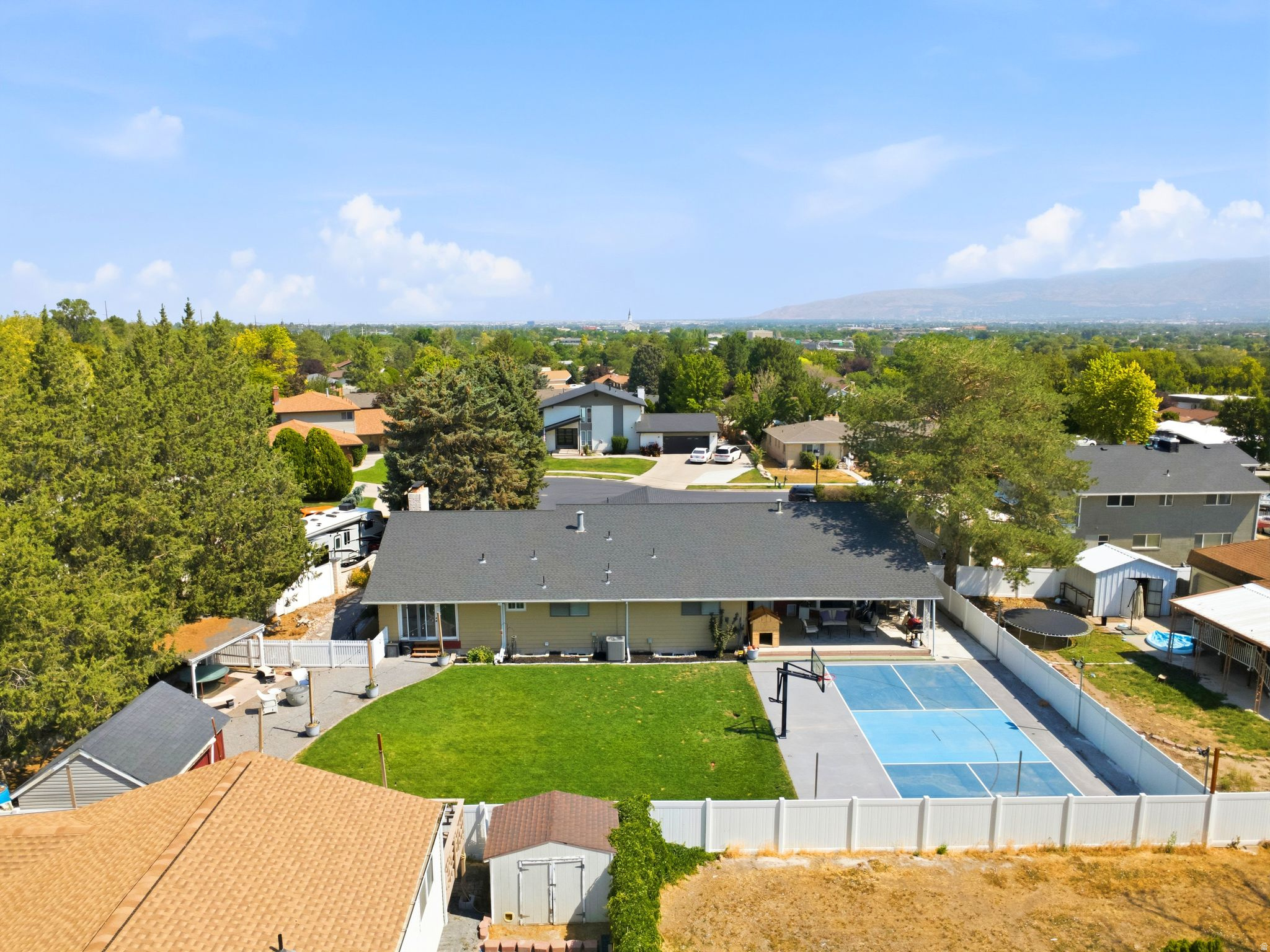 BLAKE HEIGHTS #12 - Residential