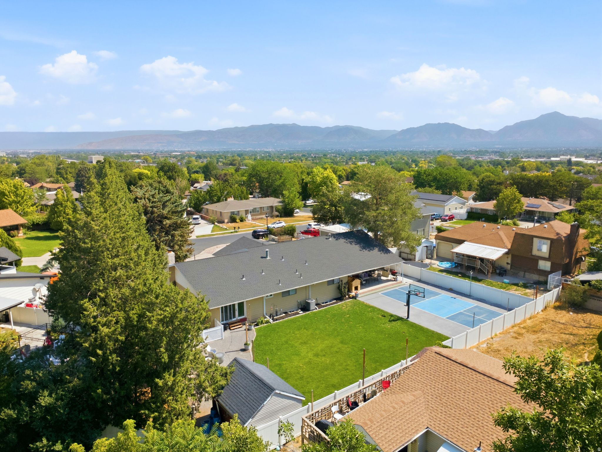 BLAKE HEIGHTS #12 - Residential