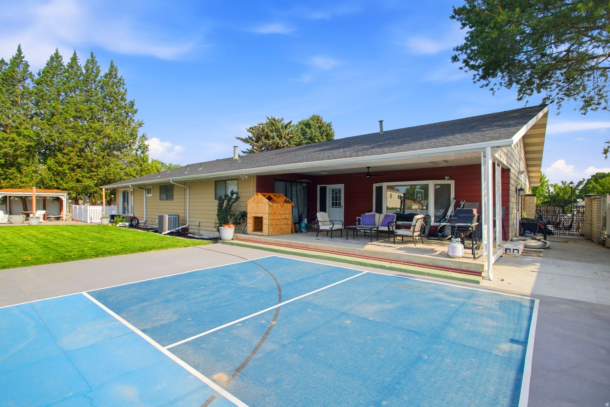 BLAKE HEIGHTS #12 - Residential