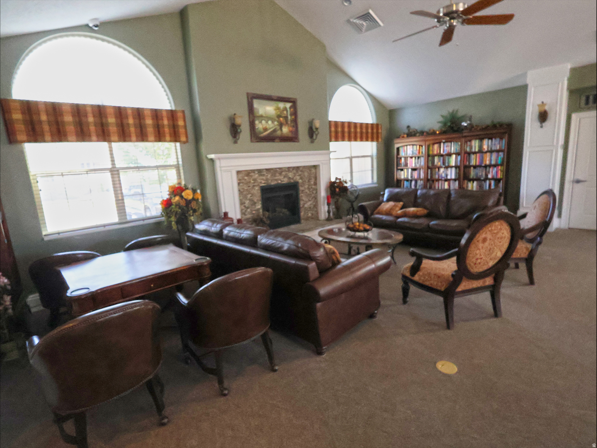 TOWNE CENTER VILLAS - Residential