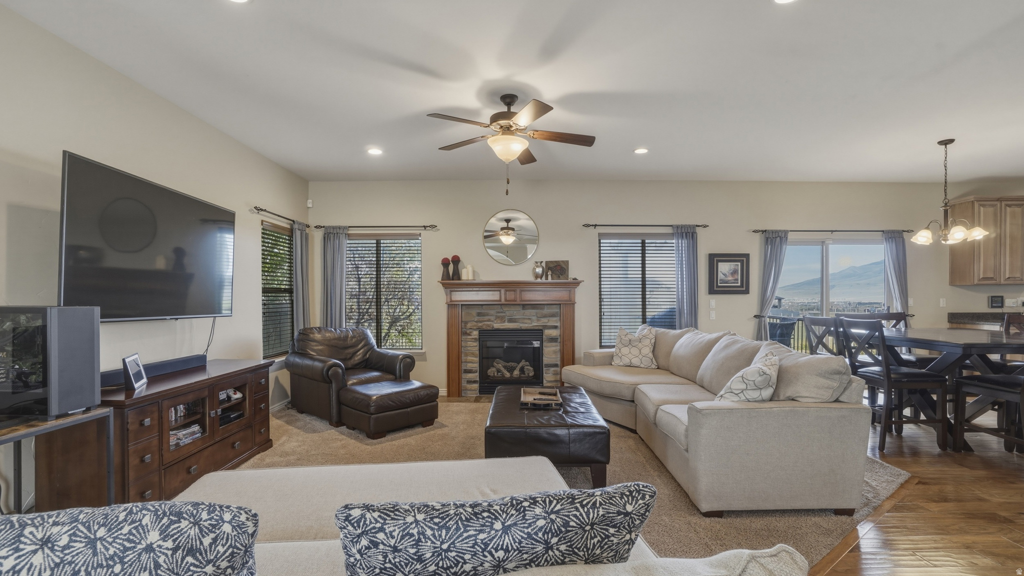 HIGHLANDS ON THE GREEN - Residential