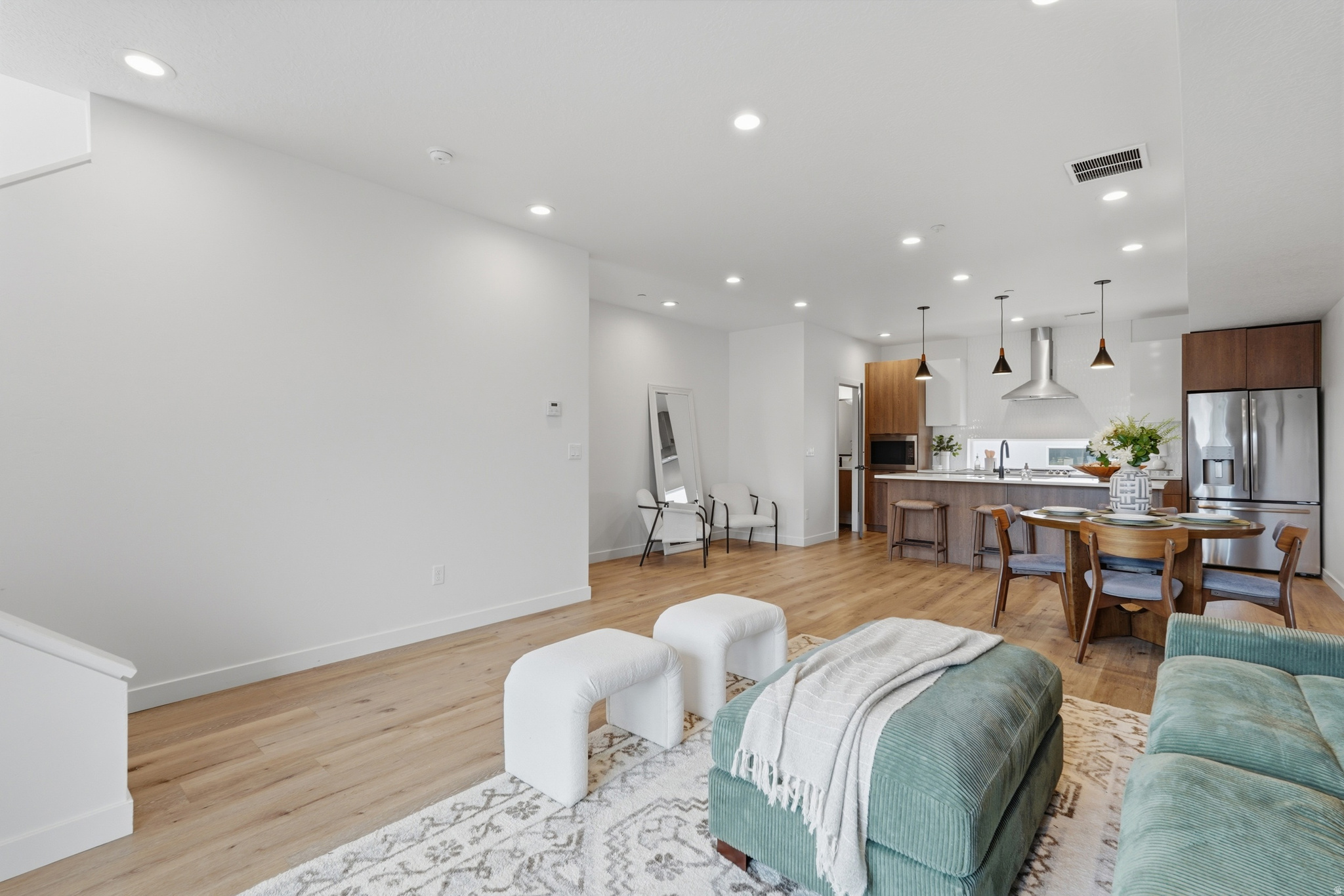 THE LUCY - Residential