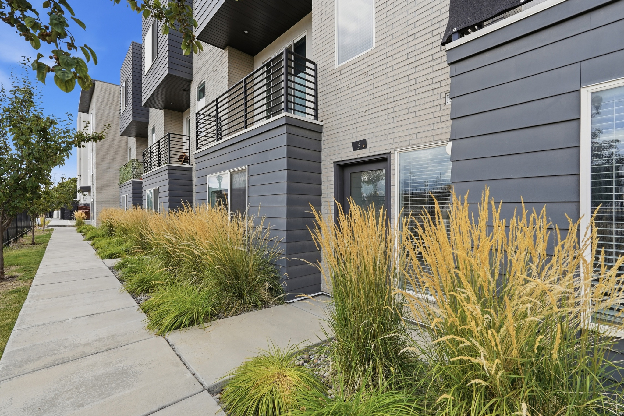 THE LUCY - Residential