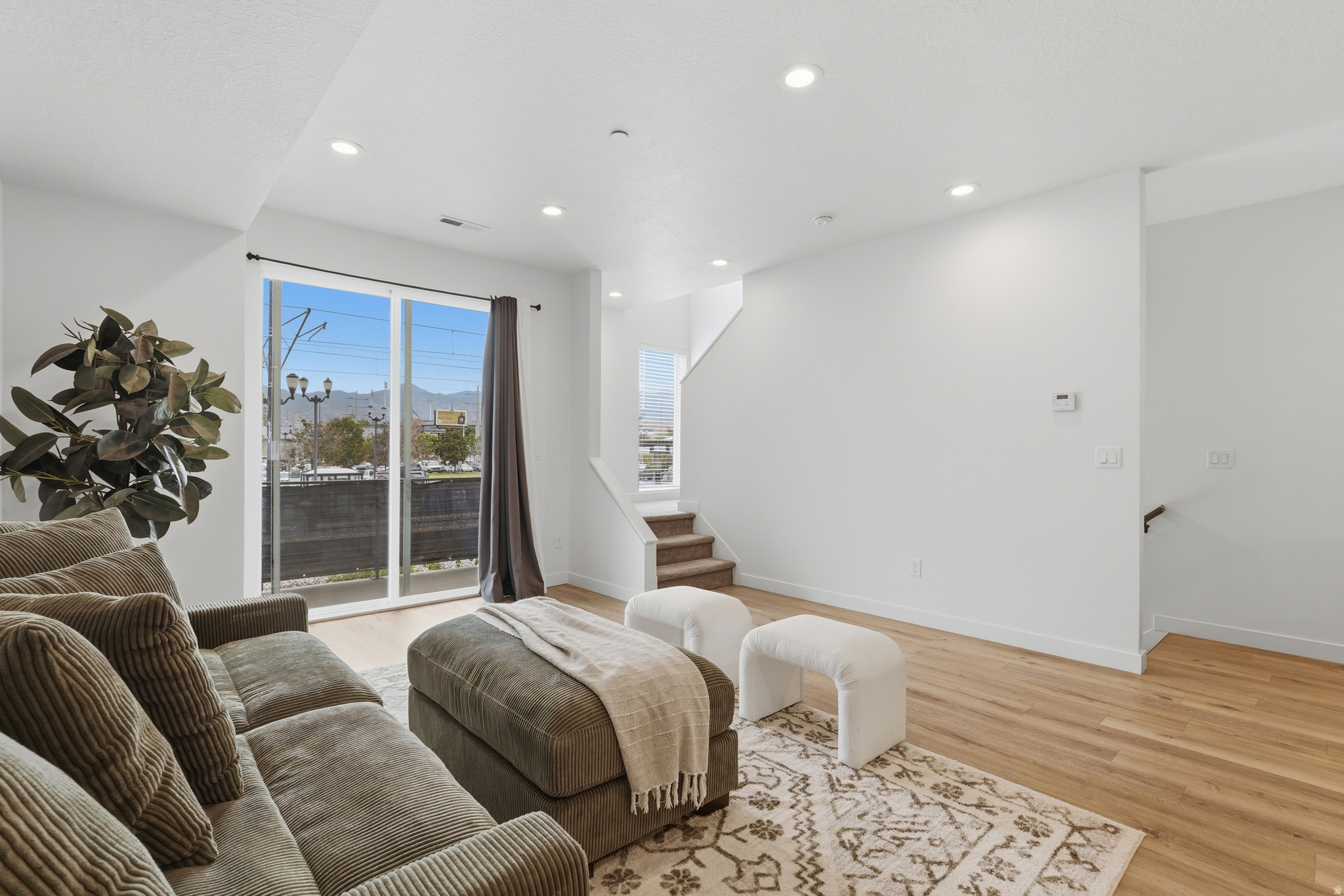 THE LUCY - Residential
