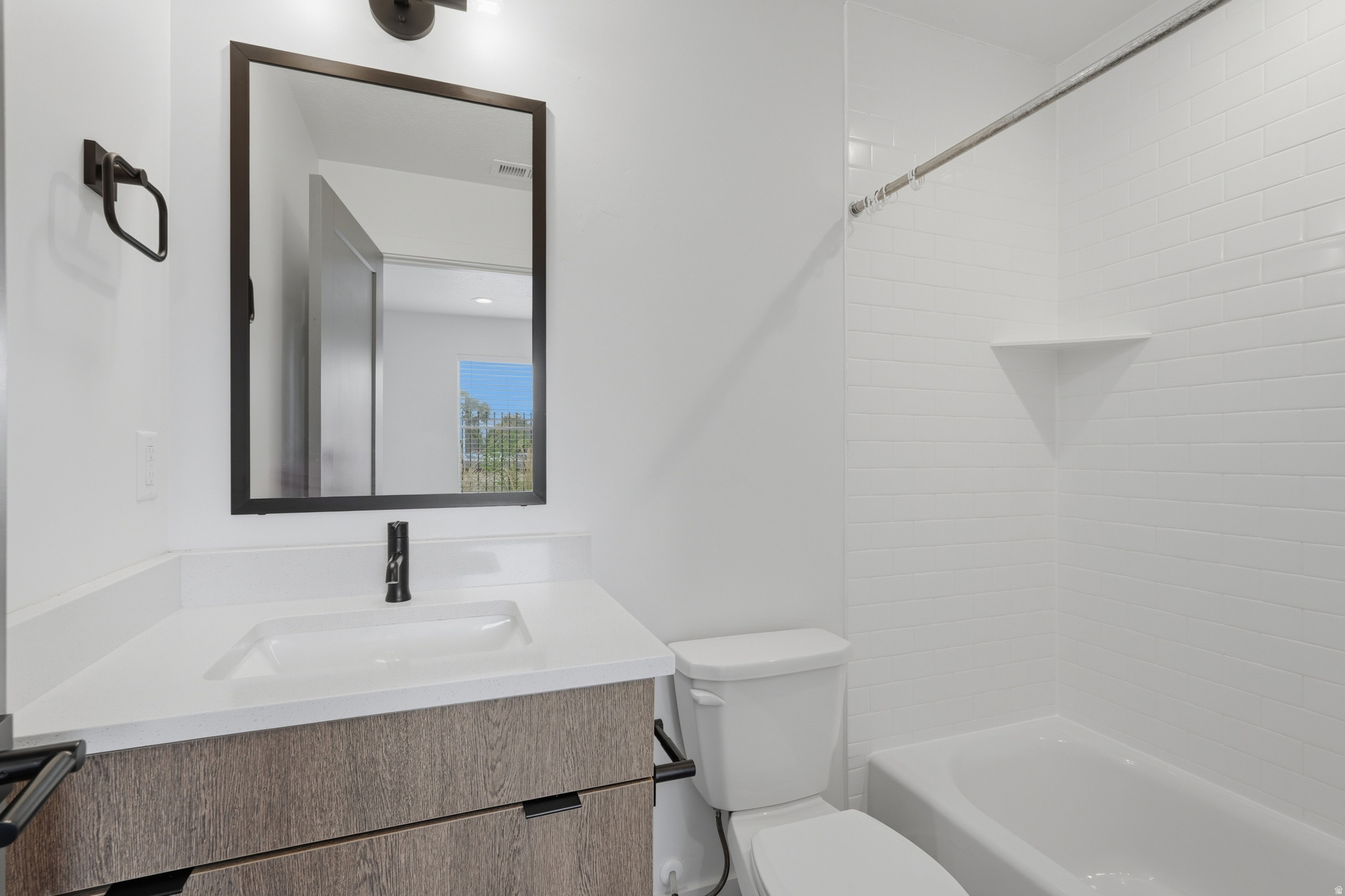 THE LUCY - Residential