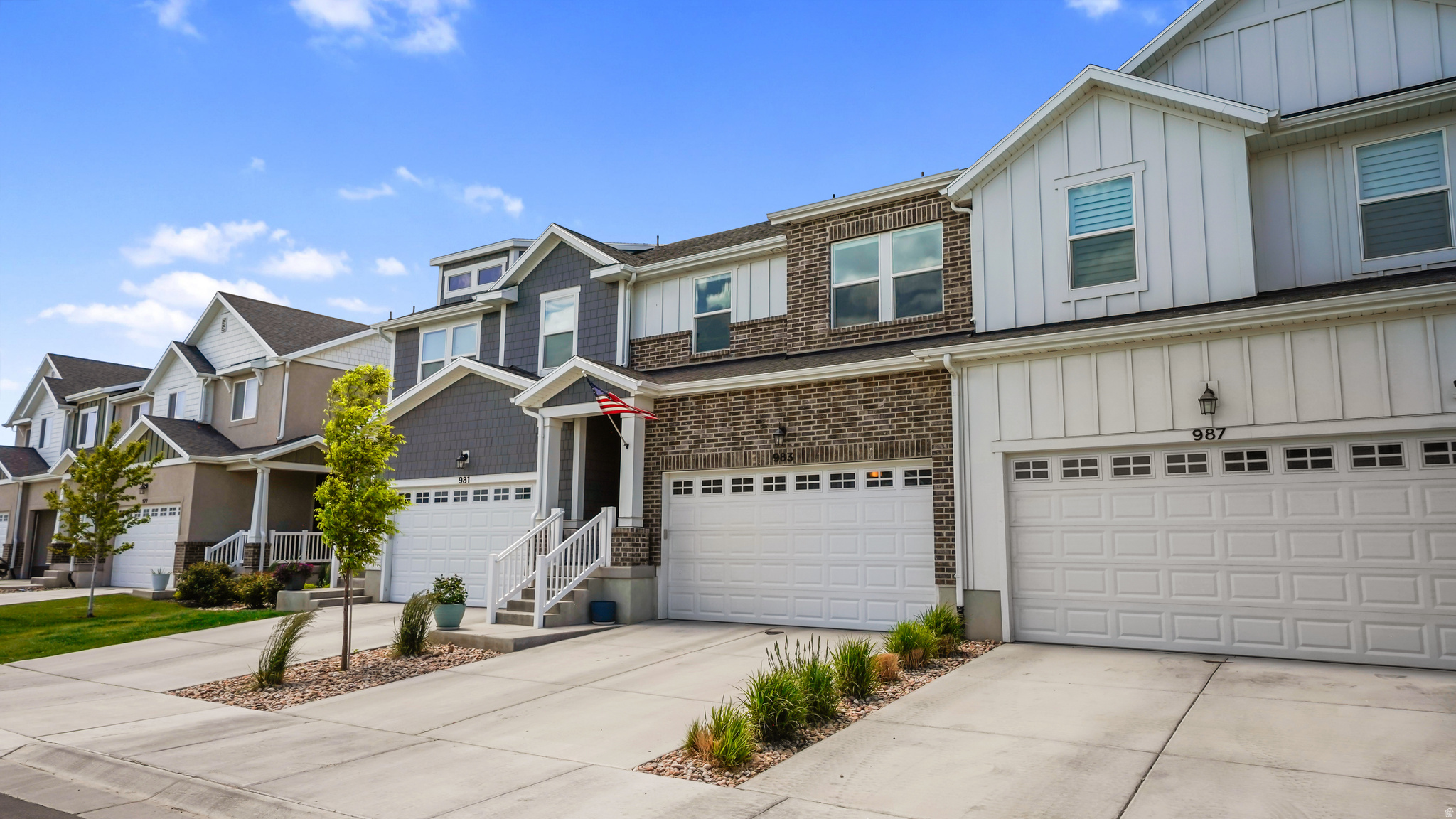 RIDGEHORNE - Residential
