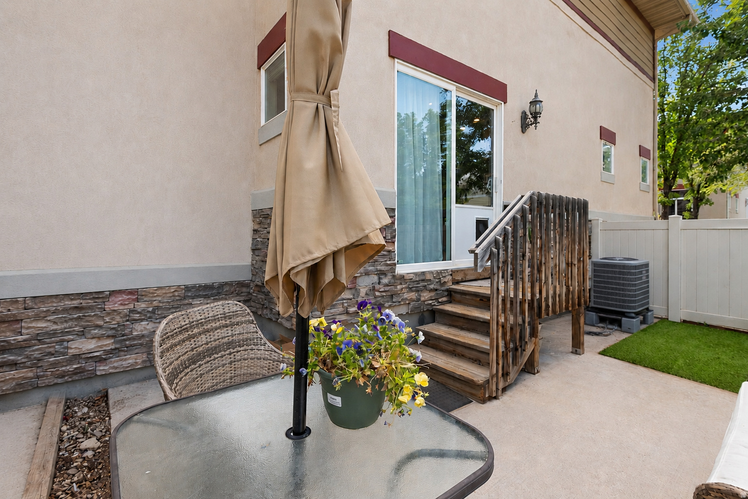 CARRIAGE HOME CONDOMINIUMS - Residential