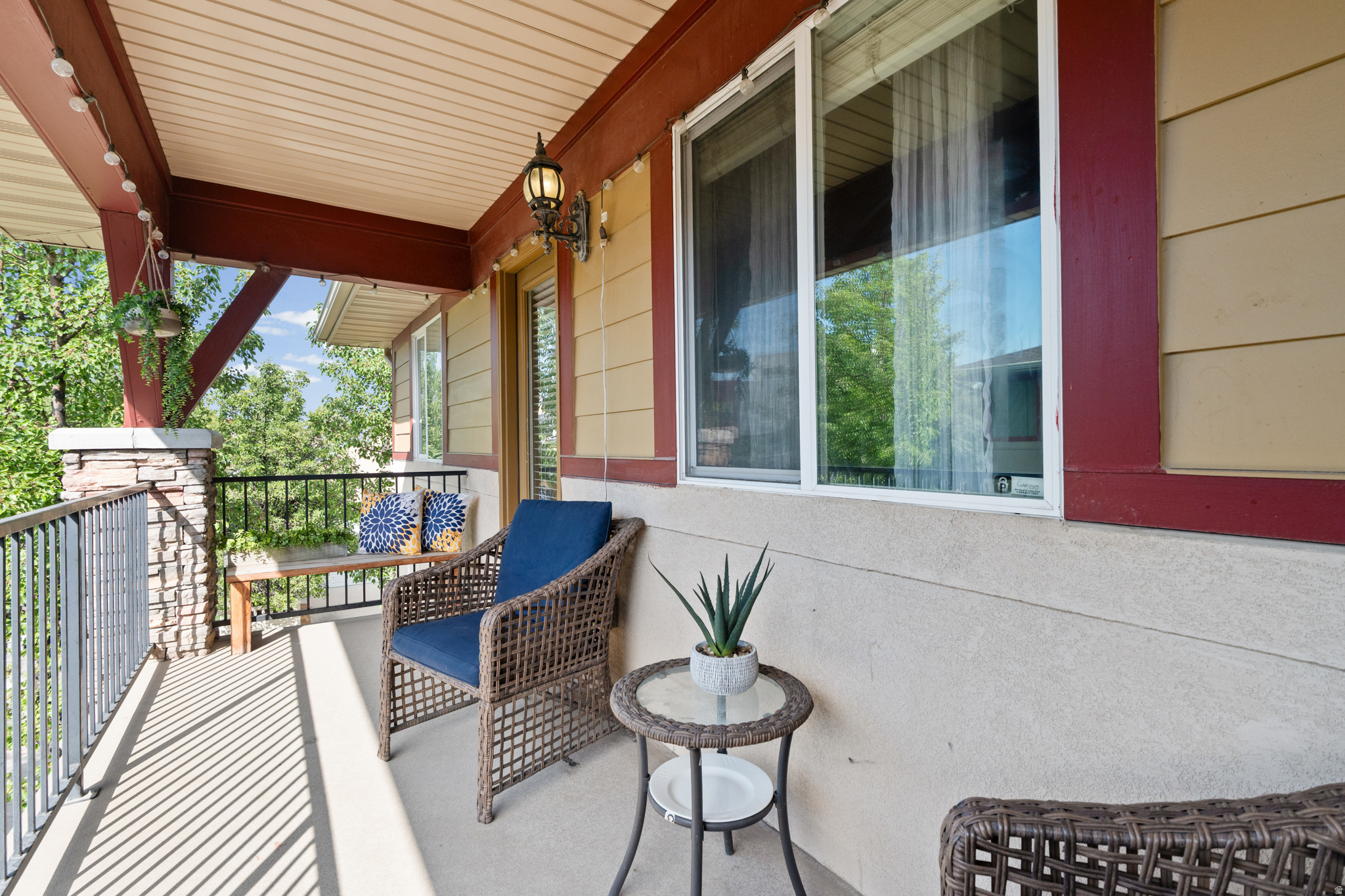 CARRIAGE HOME CONDOMINIUMS - Residential