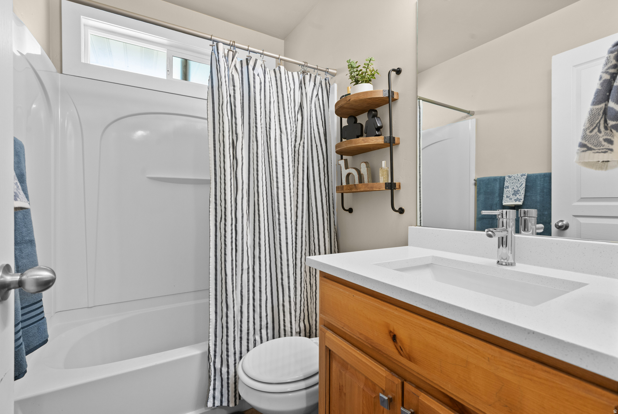 CARRIAGE HOME CONDOMINIUMS - Residential
