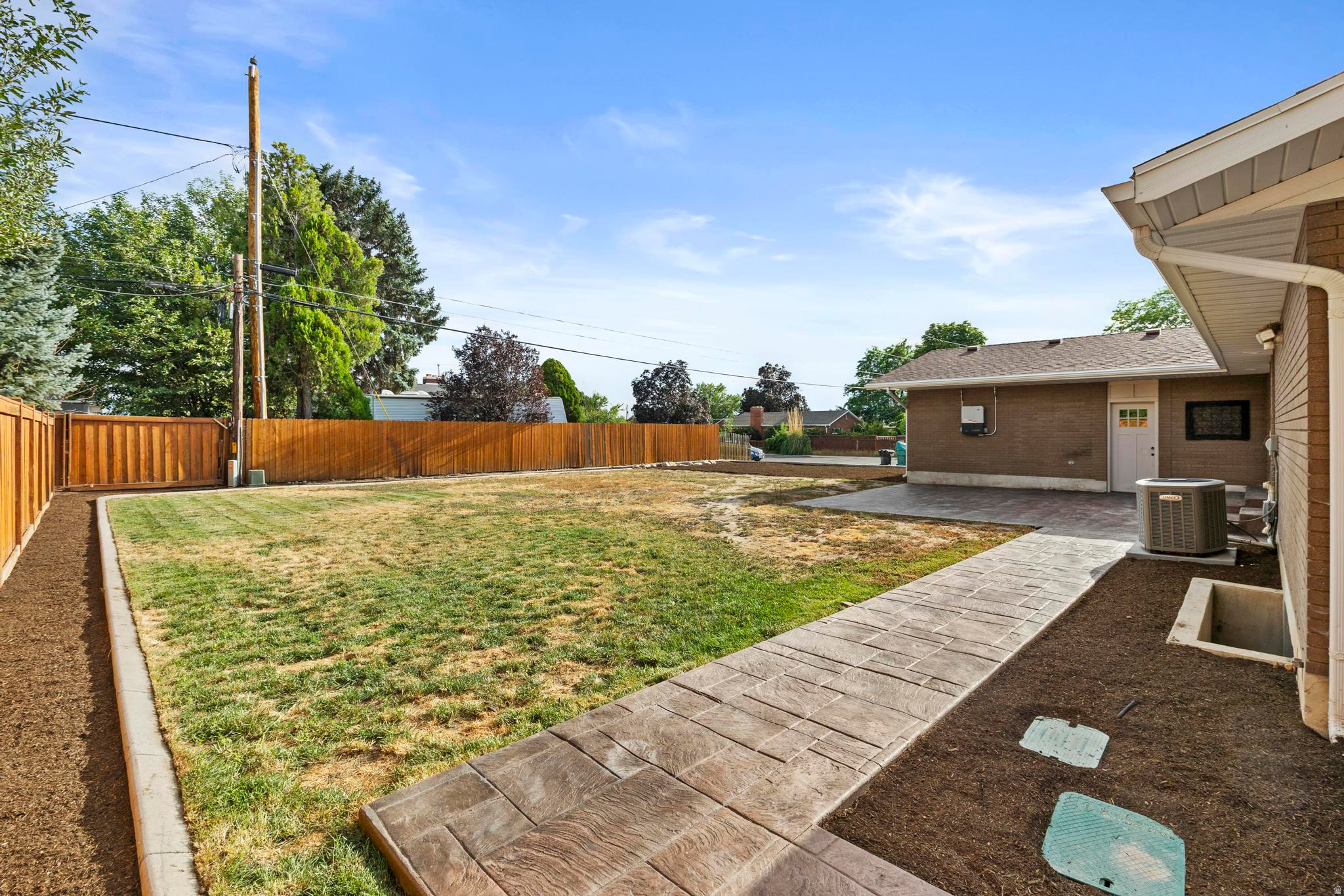 SUNSET VISTA - Residential
