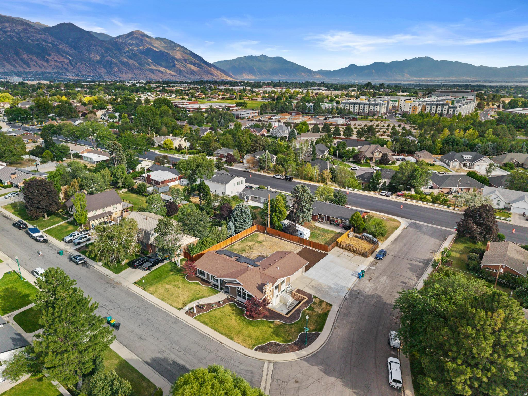SUNSET VISTA - Residential