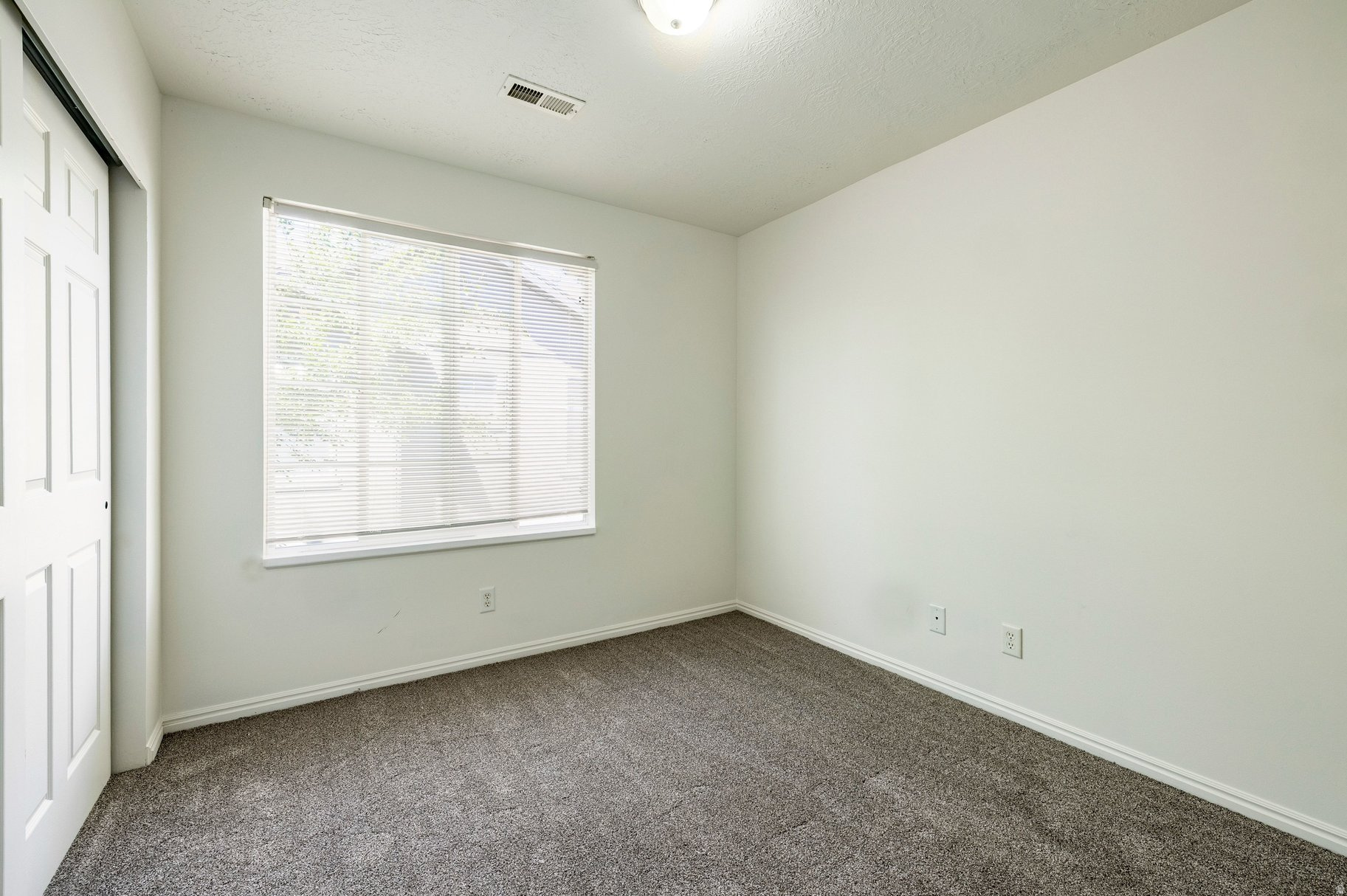 FOXBORO COVENTRY - Residential