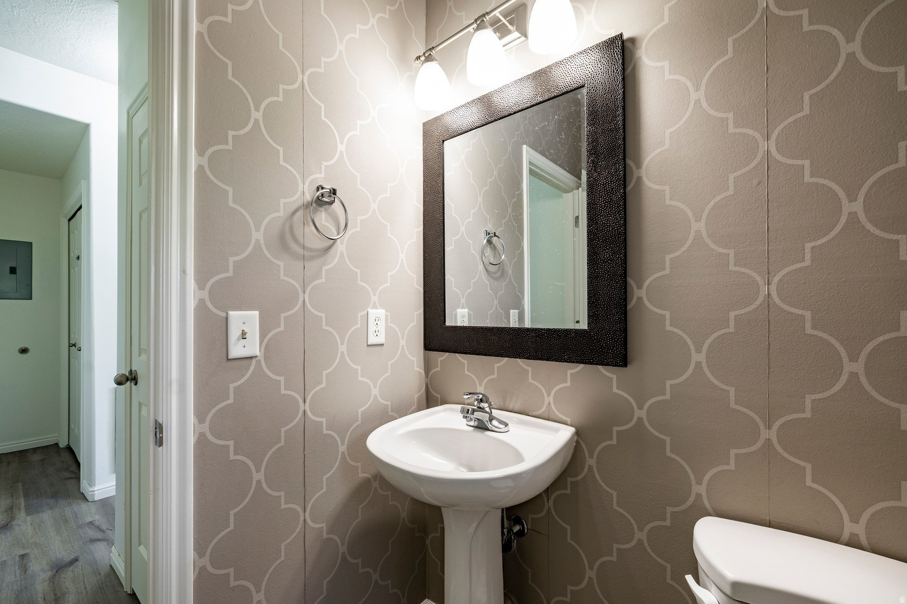 FOXBORO COVENTRY - Residential