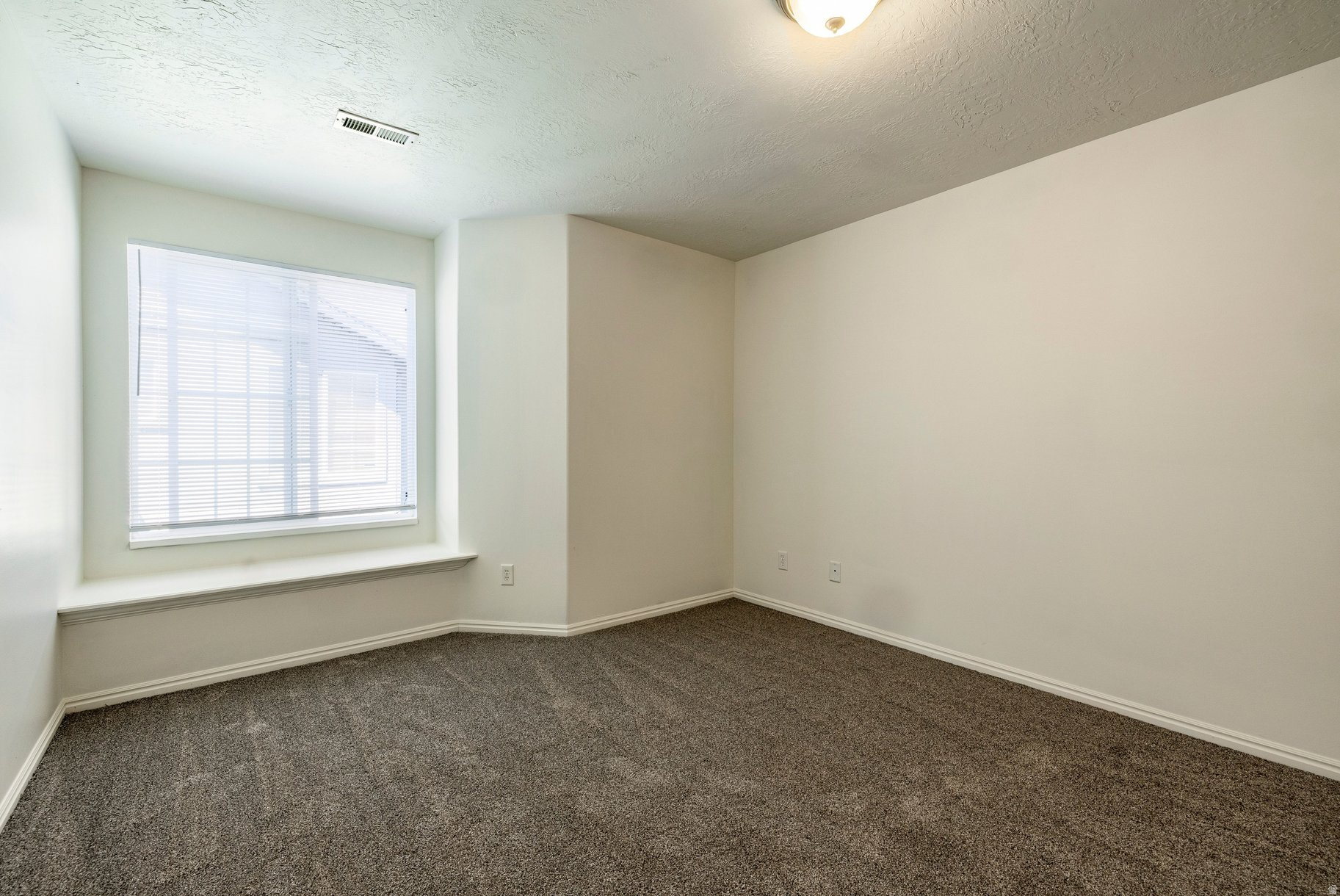 FOXBORO COVENTRY - Residential