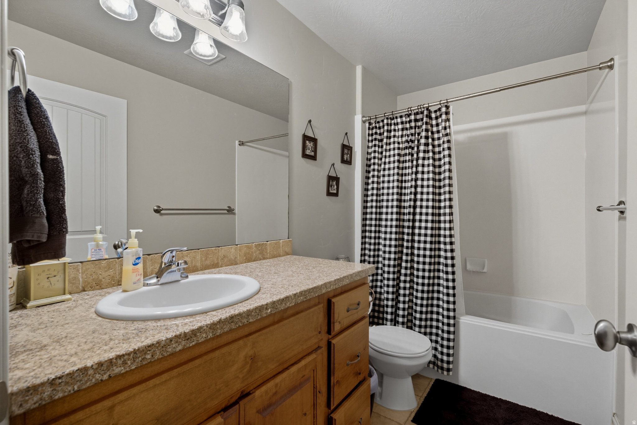 DUCK CREEK - Residential