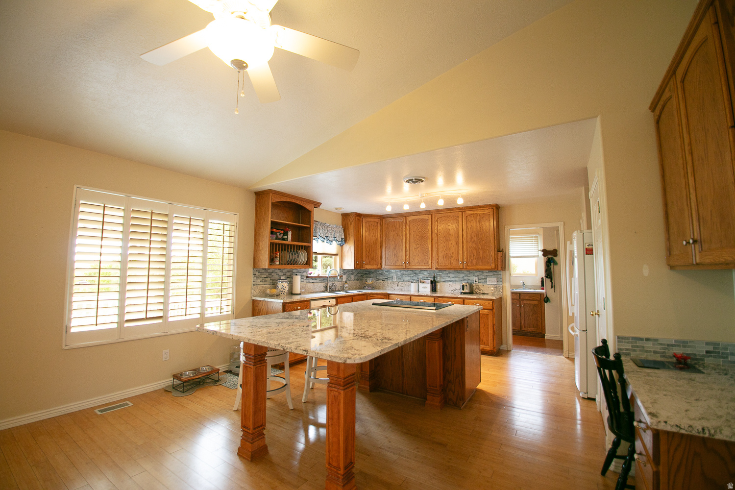 FOX CHASE - Residential