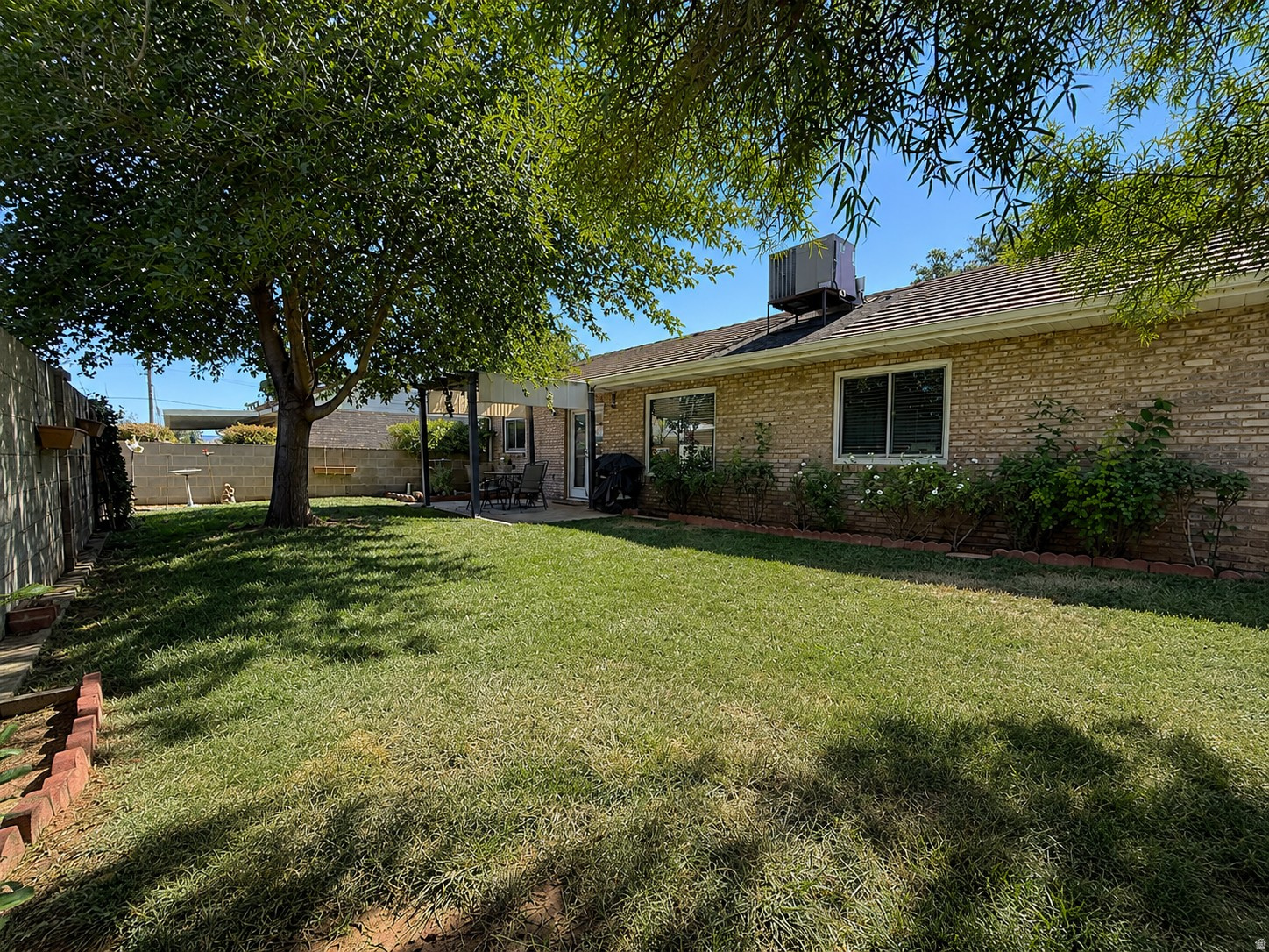 SUN COUNTRY MEADOWS SOUTH TH 1 - Residential
