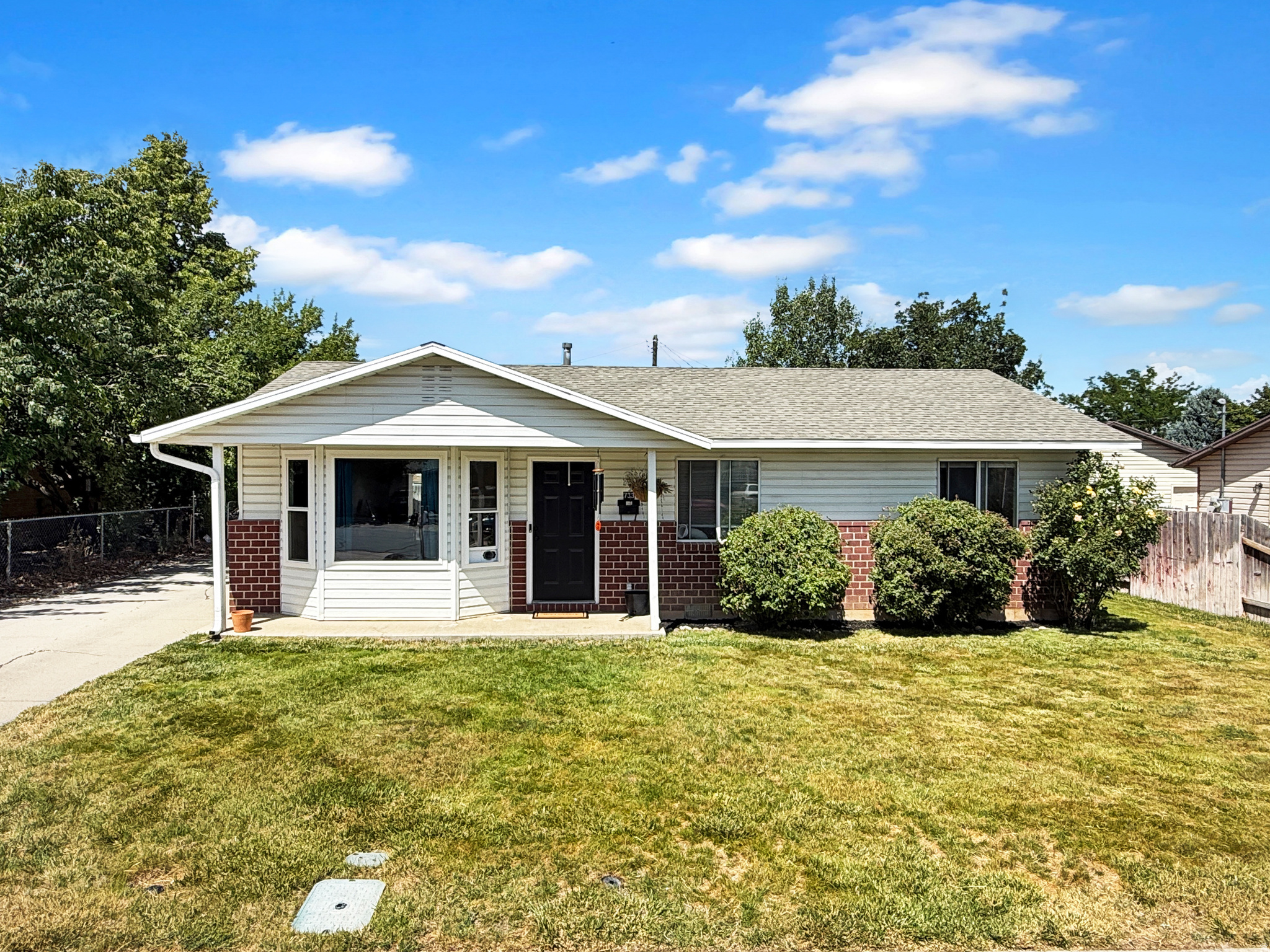 This cute 3 bedroom, 2 bathroom home can be yours! Featuring new roof installed 11/24, new furnace installed 10/24. Fully fenced spacious backyard with shed & workshop.  Close to freeway, shopping & restaurants right in  the heart of Spanish Fork! NO HOA! Includes washer, dryer and refrigerator. Square footage figures are provided as a courtesy estimate only and were obtained from county records.  Buyer is advised to obtain an independent measurement. Schedule your showing today!