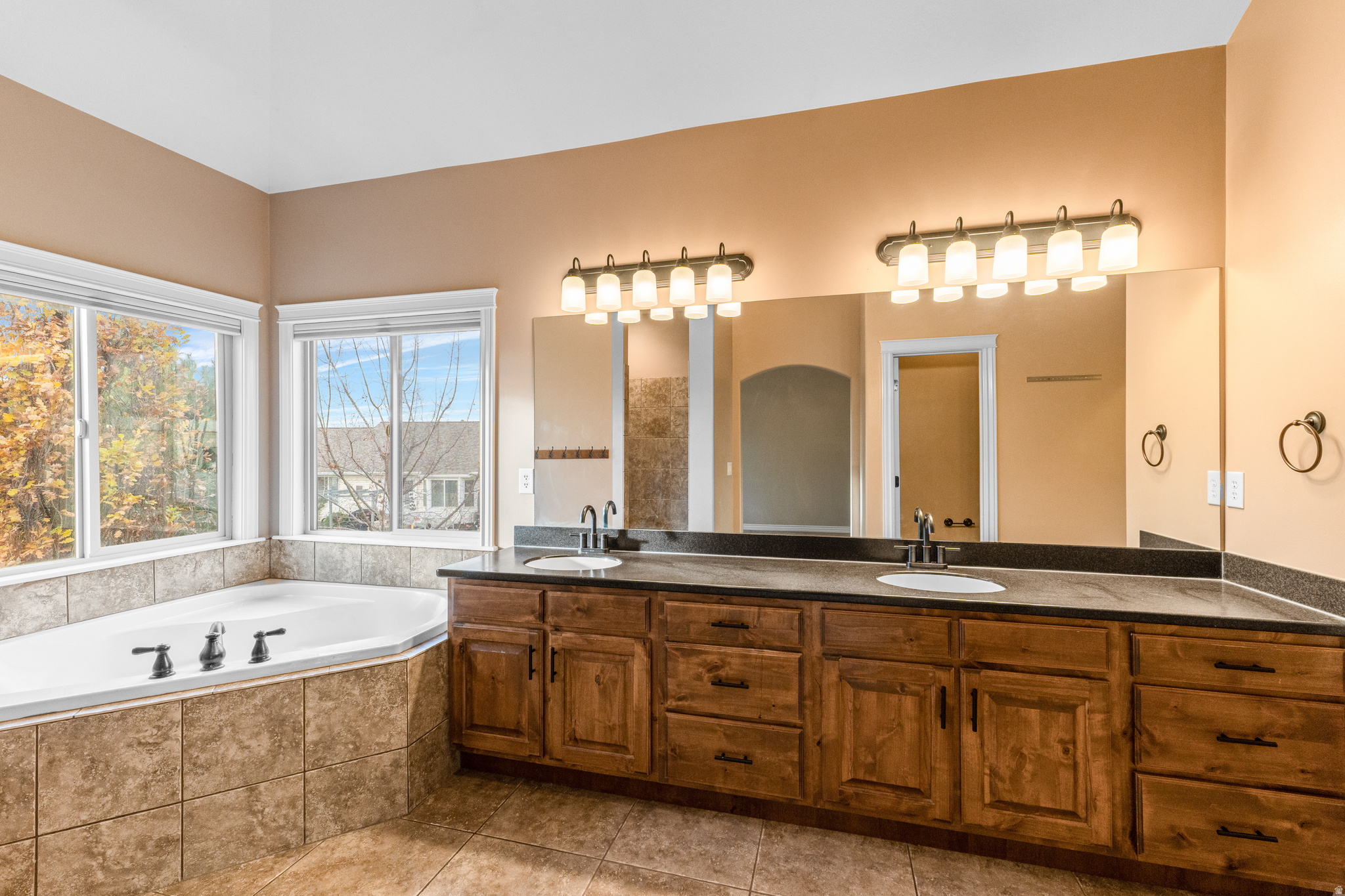 ADAMS WOOD LANDING S - Residential