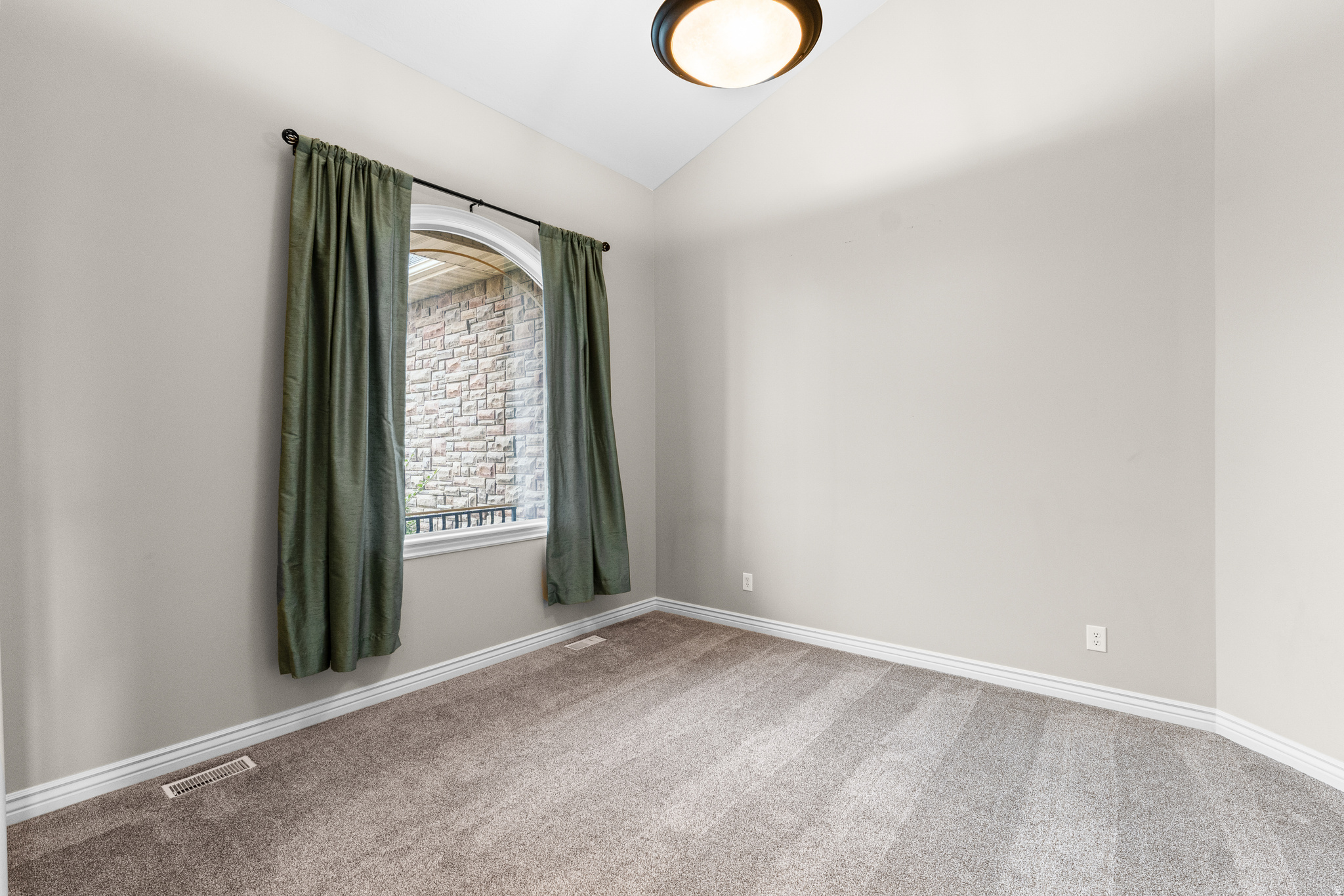 ADAMS WOOD LANDING S - Residential