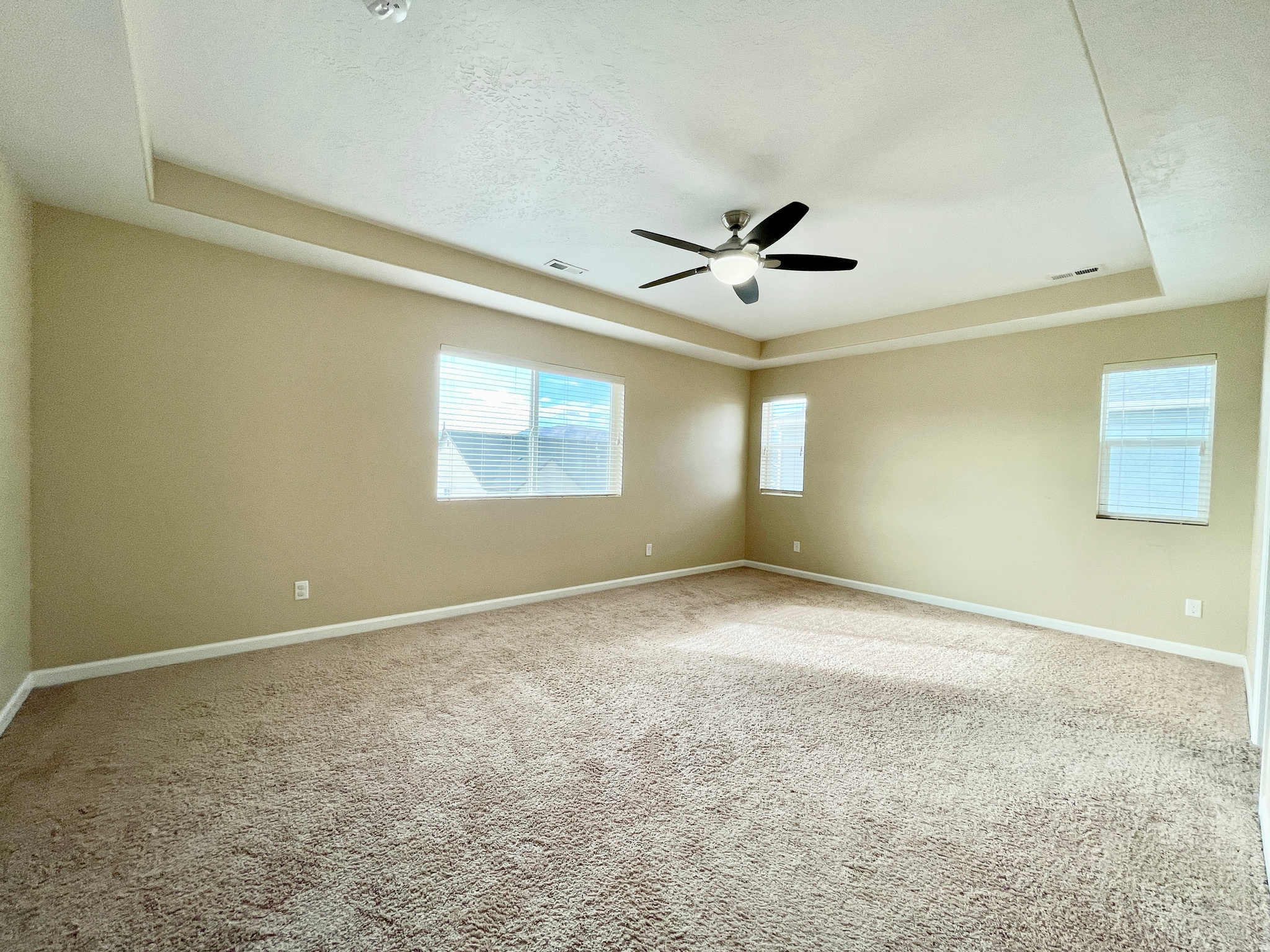ROYAL FARMS - Residential