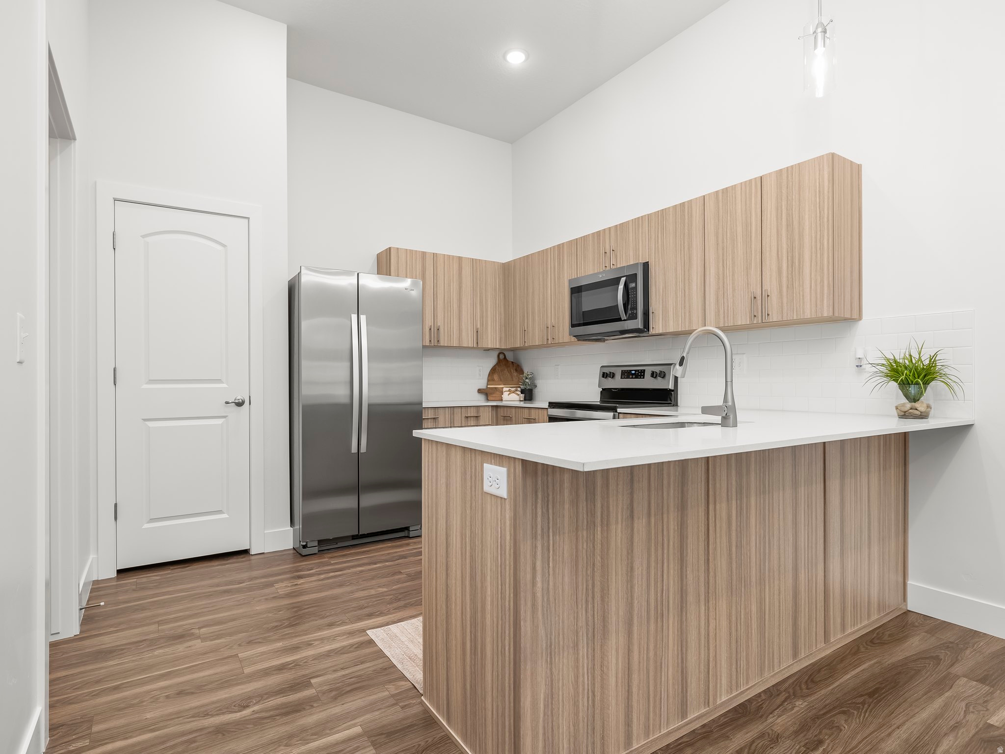 SARATOGA VIEW - Residential