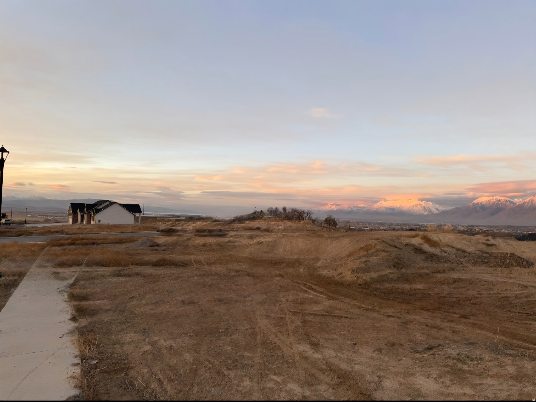 SELMAN RIDGE - Land