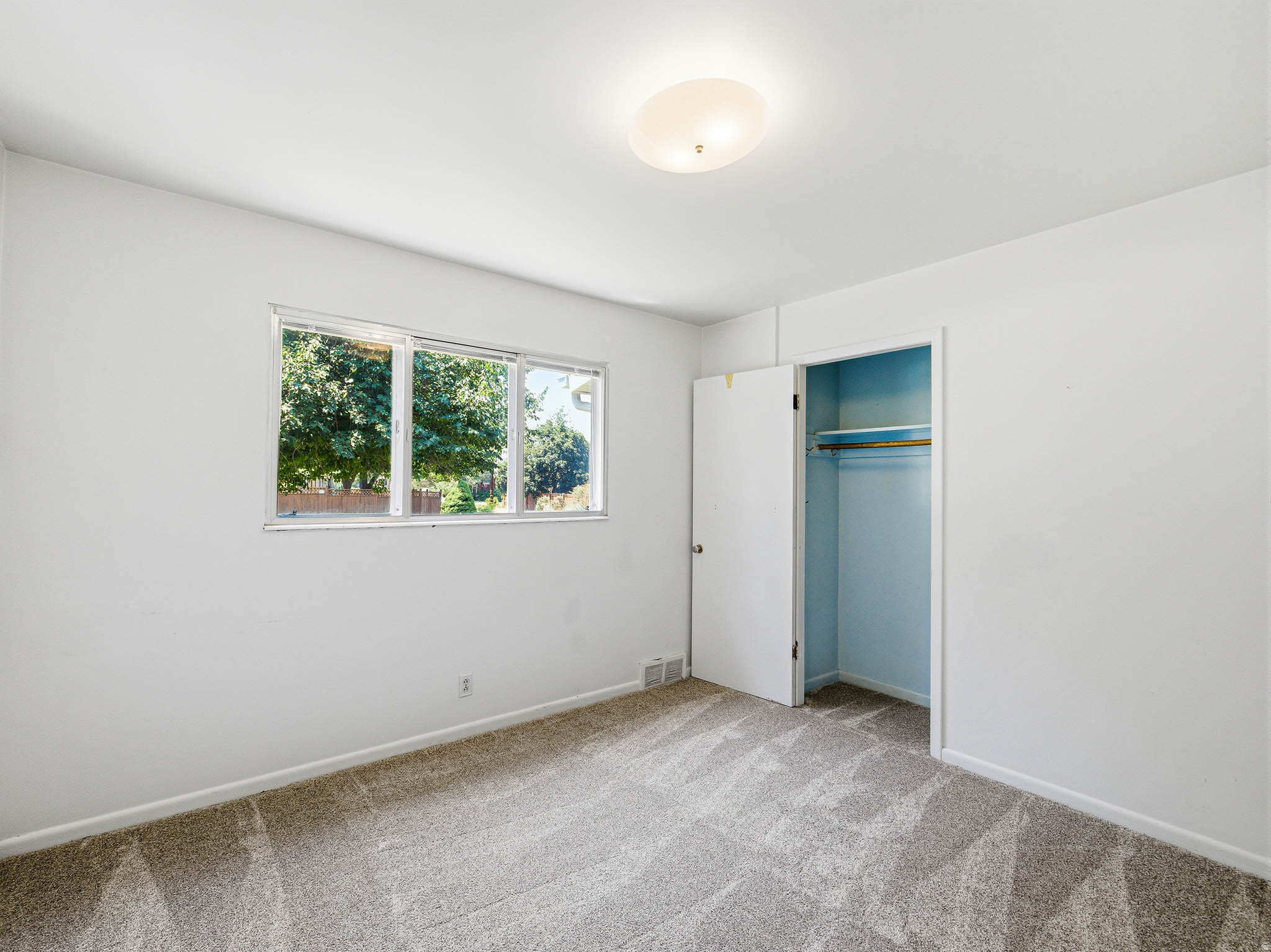 TERRACE VIEW - Residential
