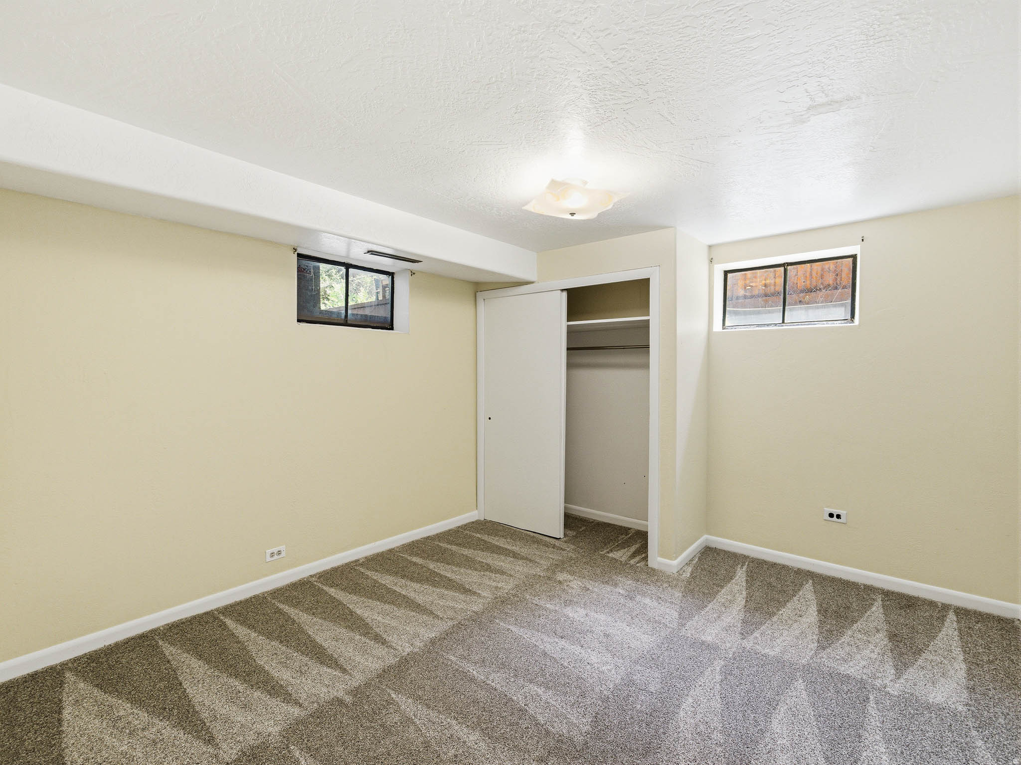 TERRACE VIEW - Residential