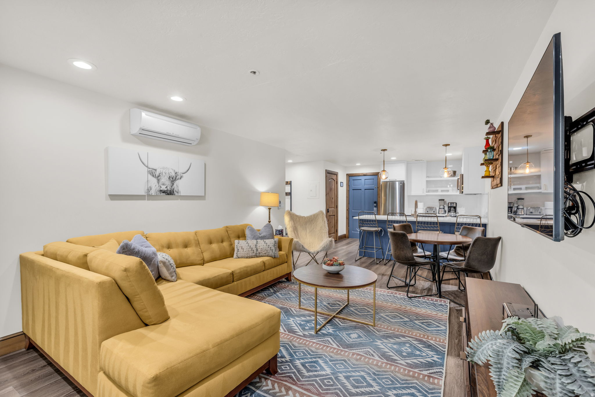 TREASURE MOUNTAIN INN - Residential
