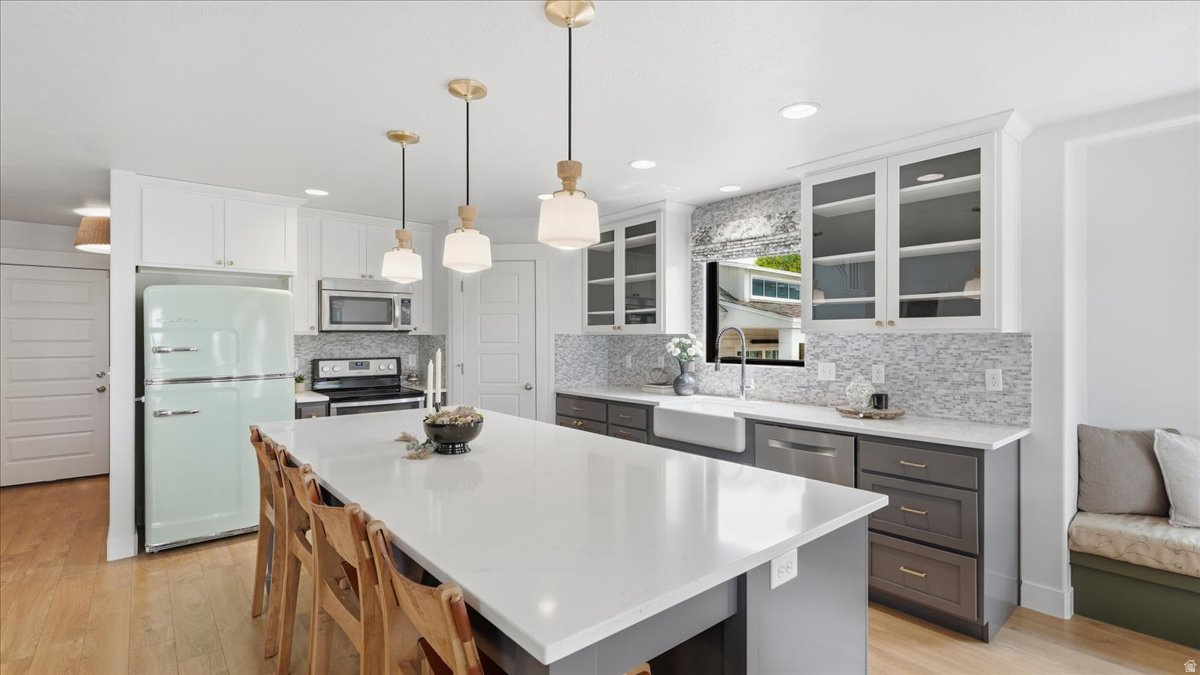 VALLEY VIEW - Residential