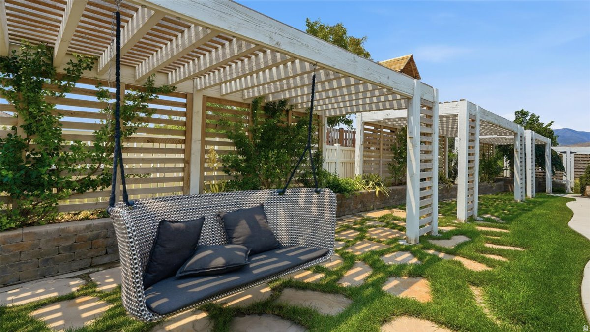 VALLEY VIEW - Residential